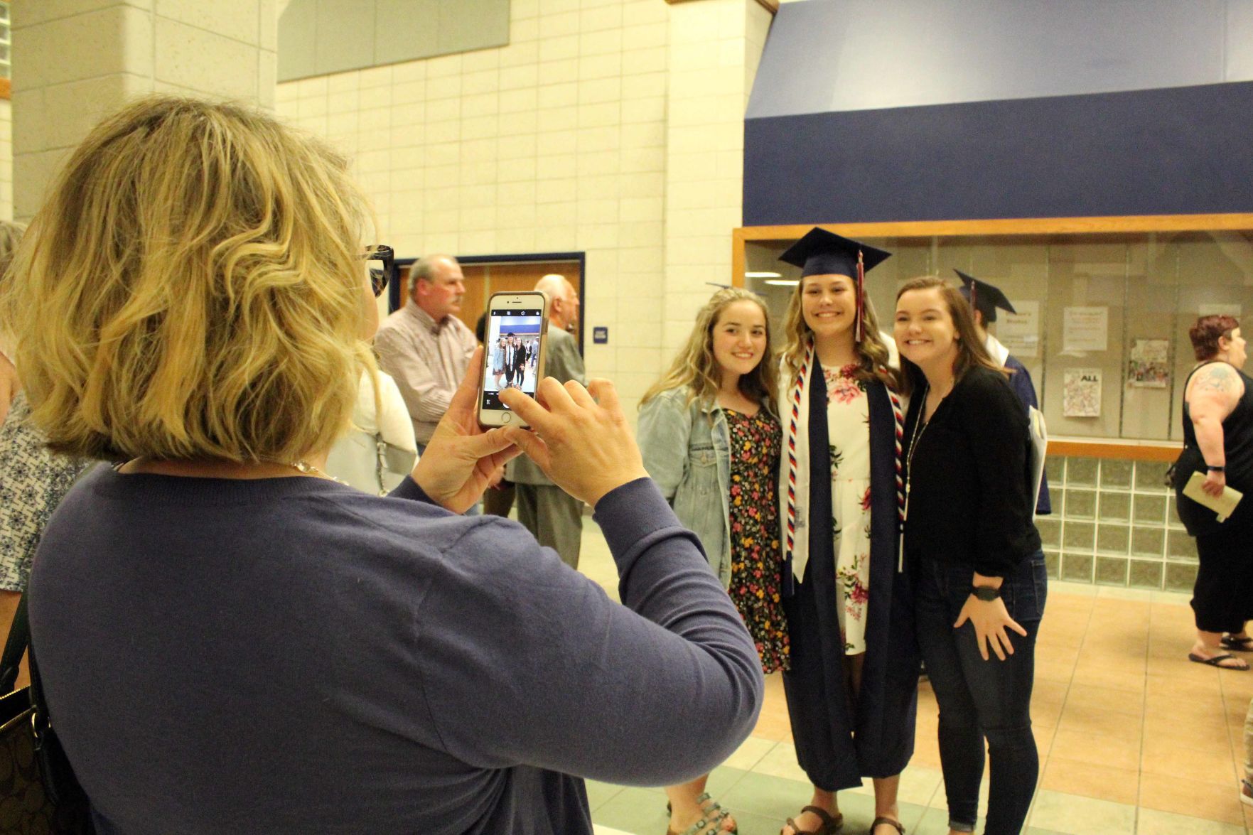 053019-reed-gallery-grad074
